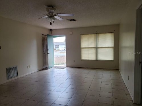 9416 Carthage Rd, Brooksville, FL 34608-3842