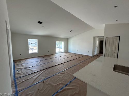 2101 2nd Ave, Cape Coral, FL 33909-4204