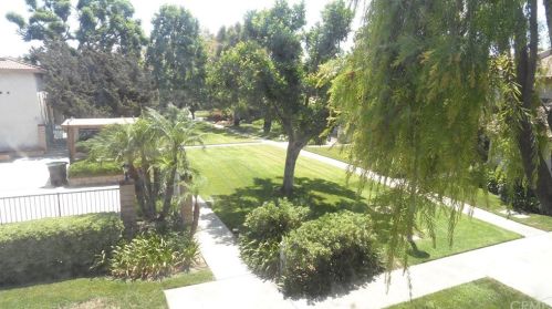 1910 Palmyra Ave, Orange CA 92866-2548 exterior