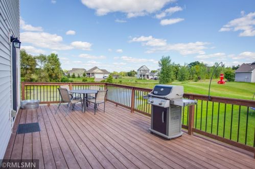 24363 Holm Oak Ave, Columbus MN  55025 exterior