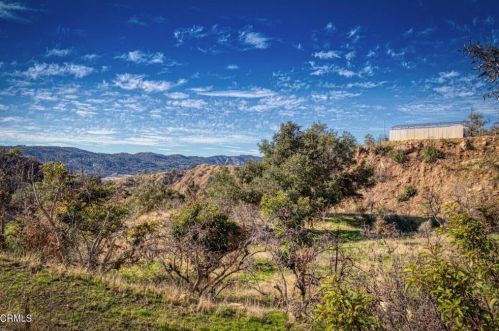 13001 Koenigstein Rd, Santa Paula CA  93060-9667 exterior