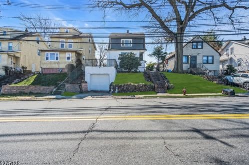 45 Kingsland St, Nutley, NJ 07110-1309