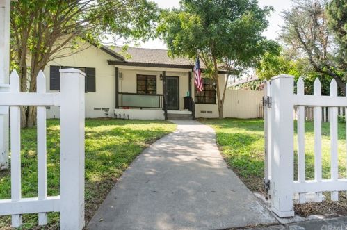 327 Euclid Ave, Upland, CA 91786-6032