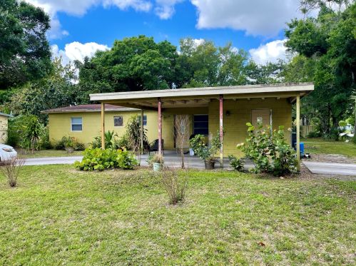 111 39th St, Fort Pierce, FL 34947-2572
