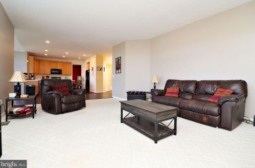 164 Pebble Beach Dr, Charles Town WV  25414-4074 exterior