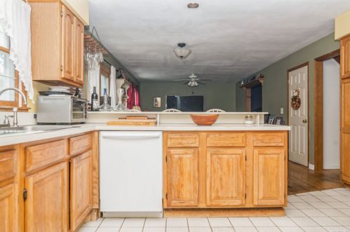 122 Stethem Dr, South Setauket NY  11720-4082 exterior