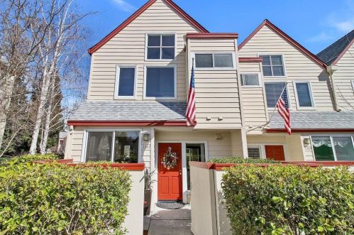 1301 Chelsea Way, Redwood City, CA 94061-5621