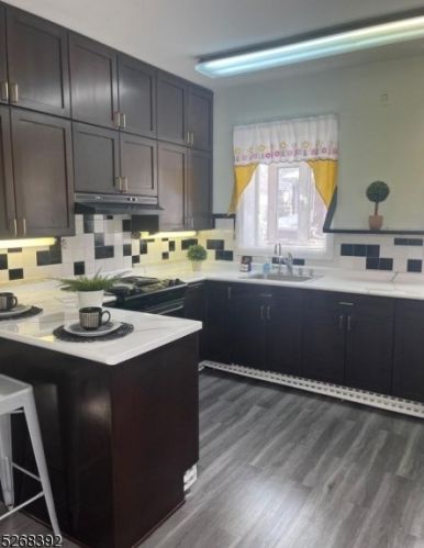 429 Preakness Ave, Paterson NJ  07502-1109 exterior