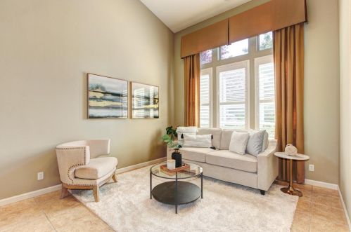 1000 Souza Dr, Folsom CA  95762-7550 exterior