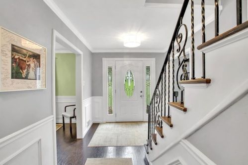 151 Pleasantview Dr, Canonsburg, PA 15317-3162