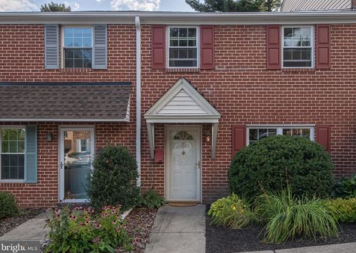 20 Constitution Ave, Gardenville, PA