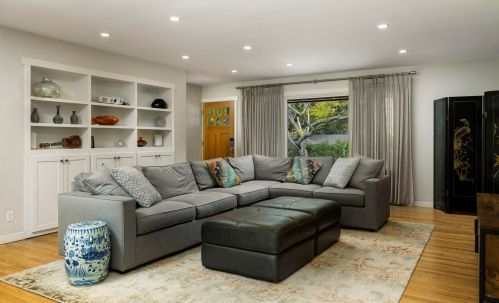200-300 Canon Dr, Santa Barbara CA  93105-2639 exterior