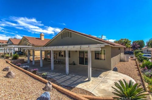 40804 Caballero Dr, Beaumont CA  92223-5590 exterior