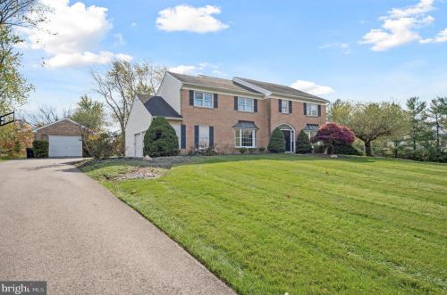 830 Mara Dr, Blue Bell, PA 19422-1332