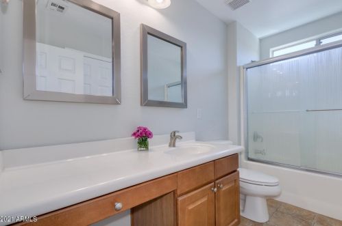 1426 Clark Dr, Gilbert AZ 85297-5273 exterior