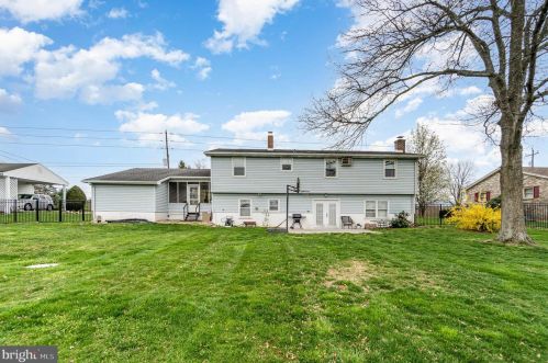 615 Herrs Ridge Rd, Gettysburg PA  17325-8451 exterior