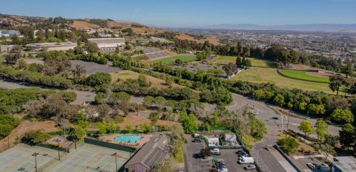 24494 Leona Dr, Hayward CA  94542-1010 exterior