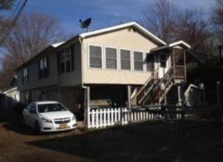 189 Sea Lion Dr, Mayville, NY 14757-9711