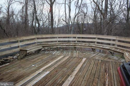 69 Eagle Trl, Charnita PA  17320-8104 exterior