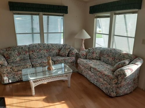 236 Robelina Palm Ln, Naples, FL 34114-8301