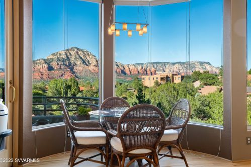12 Linda Vis, Sedona AZ 86336-5067 exterior