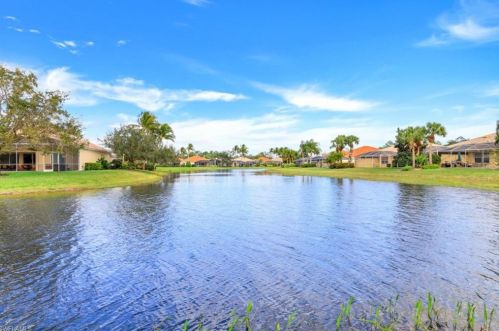 3132 Dominica Way, Naples FL 34119-1606 exterior