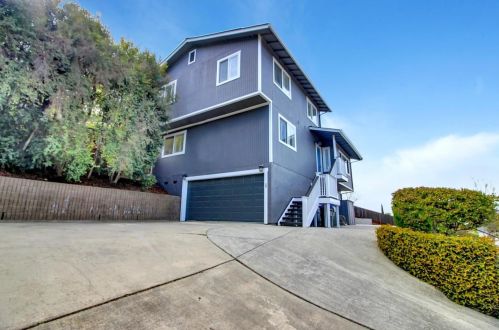 732 Colleen Dr, San Jose CA 95123-4608 exterior