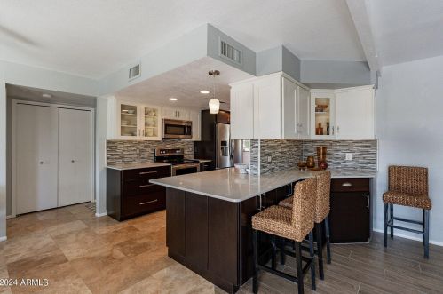 6911 Friess Dr, Scottsdale AZ  85254-3410 exterior