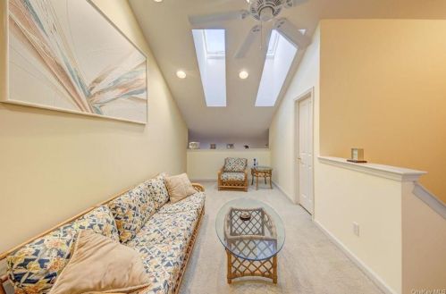 56 Putters Way, Middletown NY  10940-2664 exterior