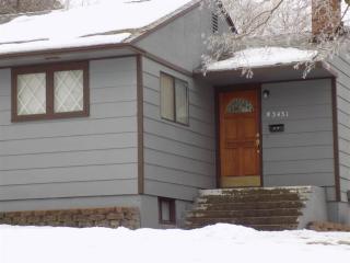 3431 Queen Pl, Spokane, WA 99205-5967