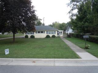 406 1st St, Arcanum, OH 45304-1002
