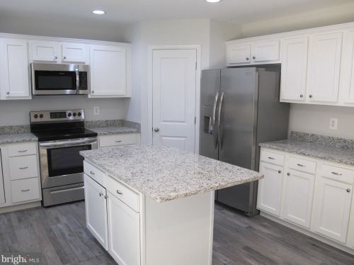 61 Lee St, Montross VA  22520-2776 exterior