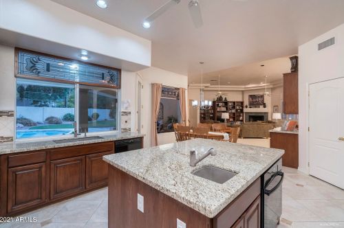 12640 35 Pl, Phoenix AZ 85032-3935 exterior