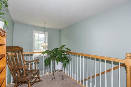 11 Lynwood Rd, Raymond NH  03077-1876 exterior