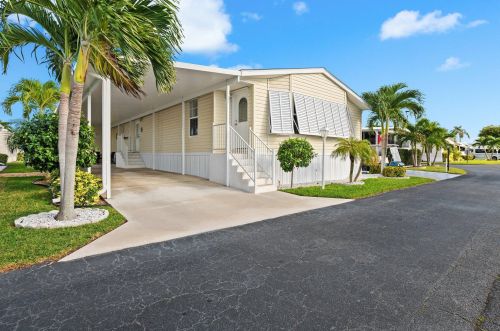 39002 Gayle Bay, Boynton Beach, FL 33436-1956