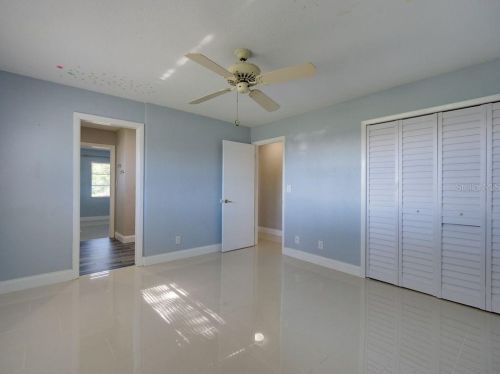 8296 33rd Ave, Saint Petersburg FL  33710-2218 exterior