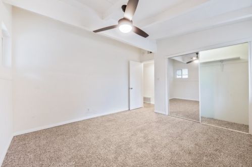 27325 Santa Clarita Rd, Santa Clarita CA  91350-1317 exterior