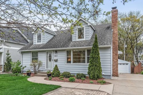 5817 Fairfax Ave, Minneapolis, MN 55424-1817