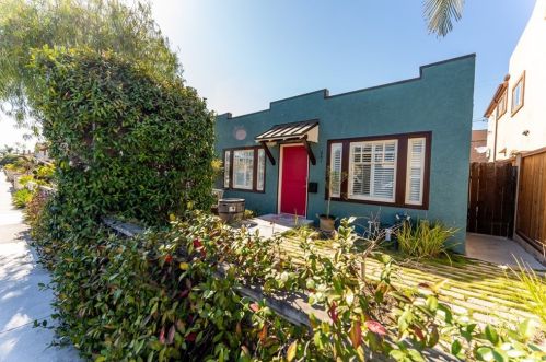 247 Covina Ave, Long Beach, CA 90803-1824