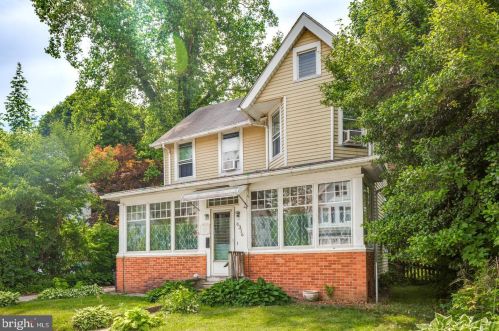 6316 Rogers Ave, Camden, NJ 08109-2379