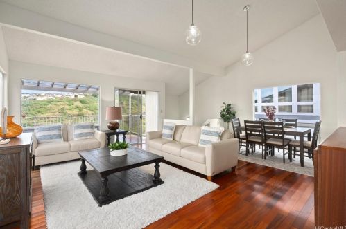 98644 Puailima St, Aiea, HI 96701-2228