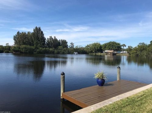 7020 Cobiac Dr, Saint James City, FL 33956-2738