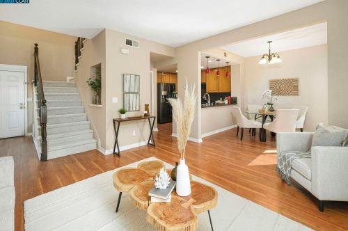 4127 Stanley Blvd, Pleasanton, CA 94566-6291