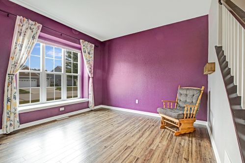 1910 Tumbleweed Cir, West Bend WI  53095-8561 exterior