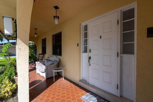 2653 Starwood Cir, West Palm Beach, FL 33406-5146