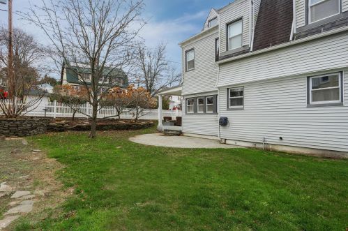 38 Mount Ave, Atlantic Highlands NJ  07716-1236 exterior