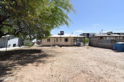 5816 7 St, Phoenix AZ 85006-1046 exterior