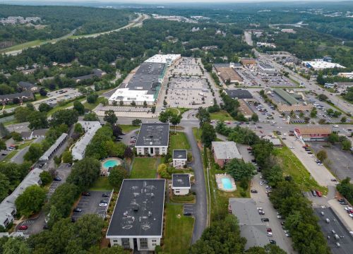 33 Spit Brook Rd, Nashua NH  03060-5605 exterior