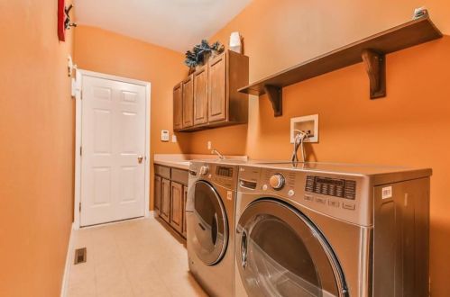 2487 Thistle Rd, Macungie PA  18062-8488 exterior