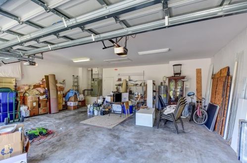 802 Whispering Wind Ct, Daytona Beach FL  32128-7515 exterior